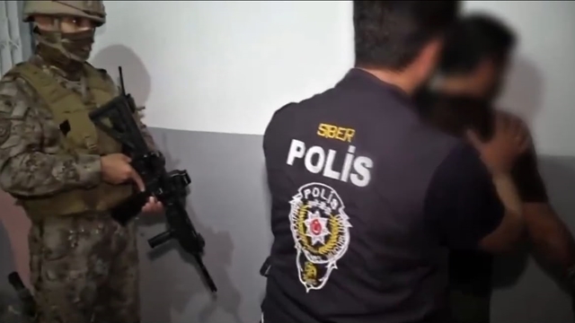 Gaziantep merkezli 45 ilde yasa dışı bahis operasyonu: 171 tutuklama (2)- Yeniden