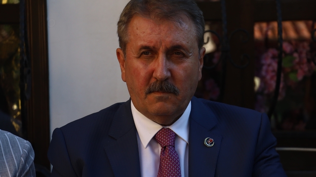 BBP Genel Başkanı Destici: "(Yazıcıoğlu soruşturması) Kusuru ve kastı olanlar mutlaka meydana çıkarılacak"
"Burada Türkiye içi ve yurtdışını kapsayan akıllı bir dizayn var"