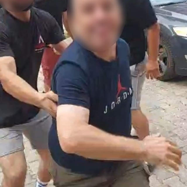 Gümüşhane'de nakliyeci dehşeti
50 bin TL'lik anlaşma, taşınma günü 80 bine...