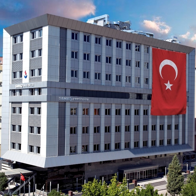 SANKO Üniversitesi'nden öğrenci ve mezun memnuniyetinde güçlü yükseliş
Rekt...