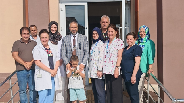 Kanser taramaları toplum sağlığının korunmasına katkı sağladı
Toplum sağlığı için kanser taramaları sürdürüldü
Eskişehir'de kanser taramalarına sağlık çalışanlarından destek