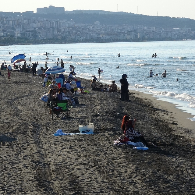Karadeniz'de rip akıntısı uyarısı: "Hayatın kıyısından uzaklaşmayın"
