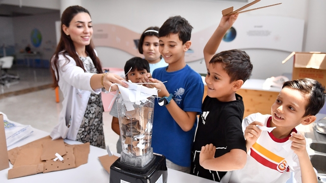 Mersin'de çocuklar yaz tatilini bilimle geçiriyor