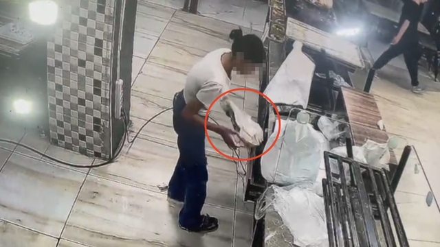 Fırının kasasından 10 bin lira çaldılar; o anlar kamerada