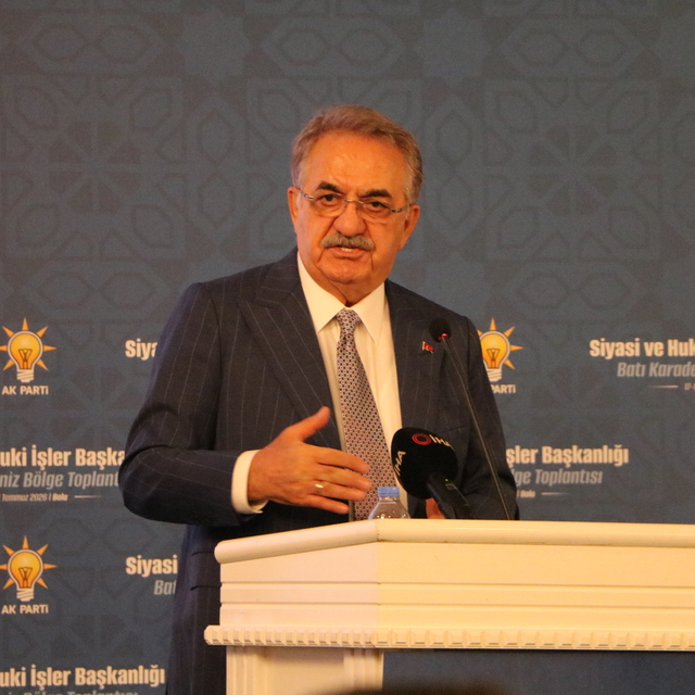 AK Partili Yazıcı: Yeni anayasayı referanduma sunmak suretiyle gerçekleştir...