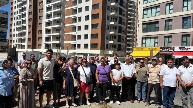 Örnekköy Kentsel Dönüşüm Projesi'nde hak sahiplerinden anahtarlı eylem
