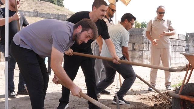 Konuralp 'te restorasyon öncesi son hazırlıklar yapılıyor