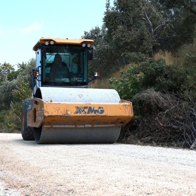 HBB, Defne Döver Mahallesi'nde yol çalışmasına başladı