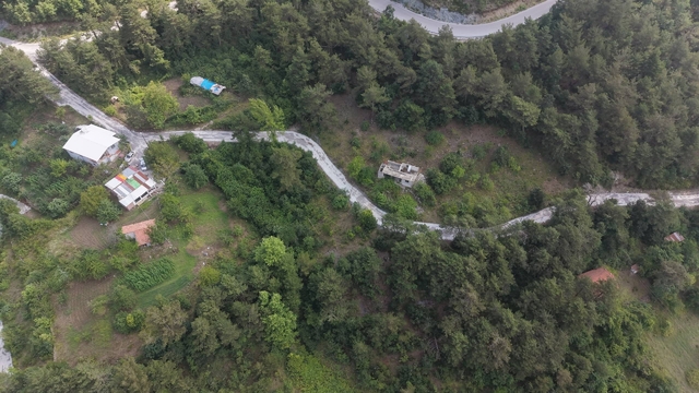 İskenderun Belediyesi yaylalara 90 bin metrekare parke taşı döşedi