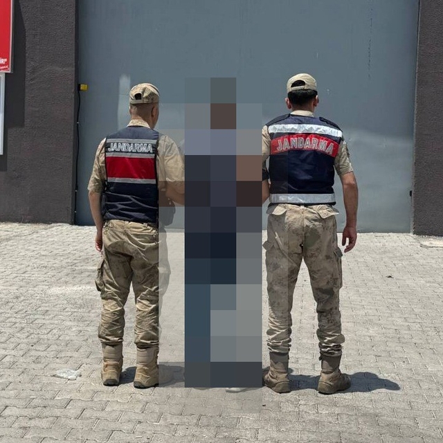 Tehdit suçundan aranan şahıs yakalandı
