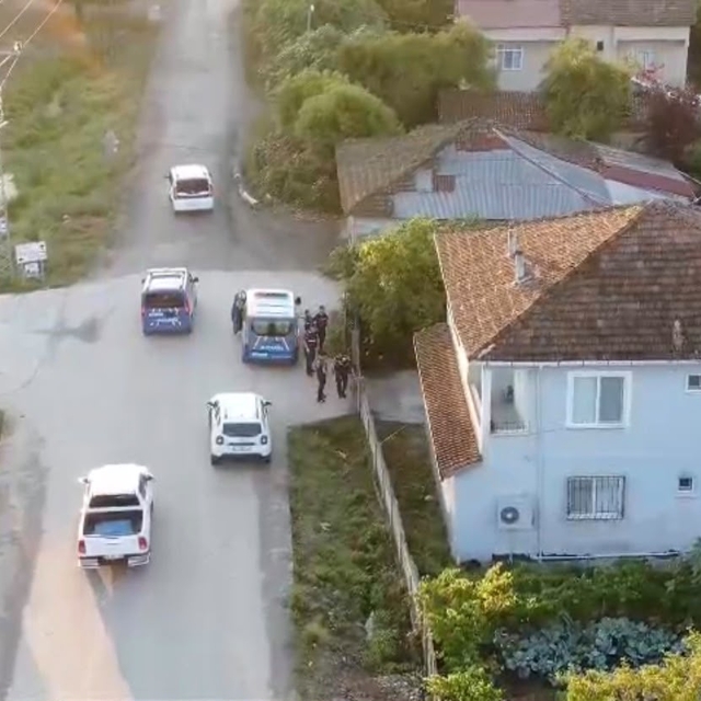 19 yıl sonra aydınlatılan cinayette, şüphelilere operasyonun görüntüleri or...