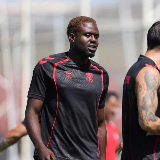 Sivasspor, Kimpioka ile yolları ayırdı