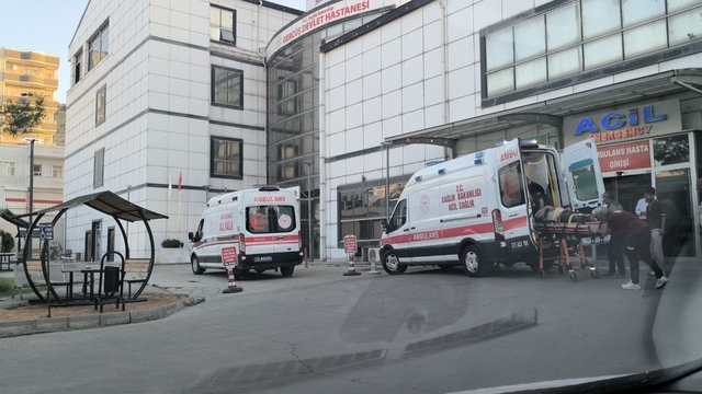 Batman'da inşaat iskelesi çöktü: 3 işçi yaralı