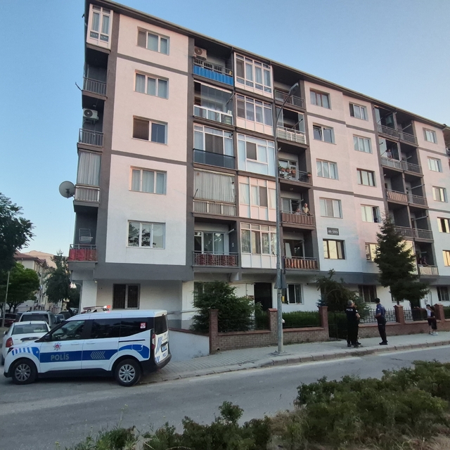Baba ve oğlunun tartışması polisi harekete geçirdi