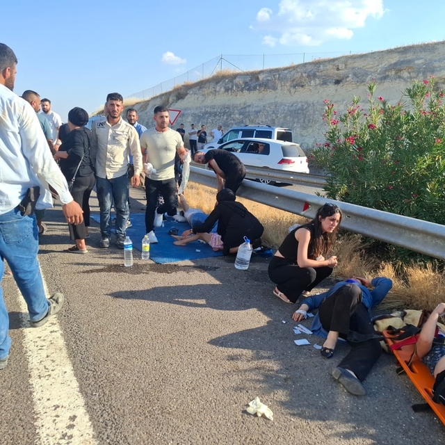 Günübirlik gezi sonrası dönüş yolunda kaza; 3 ölü, 3'ü çocuk 8 yaralı