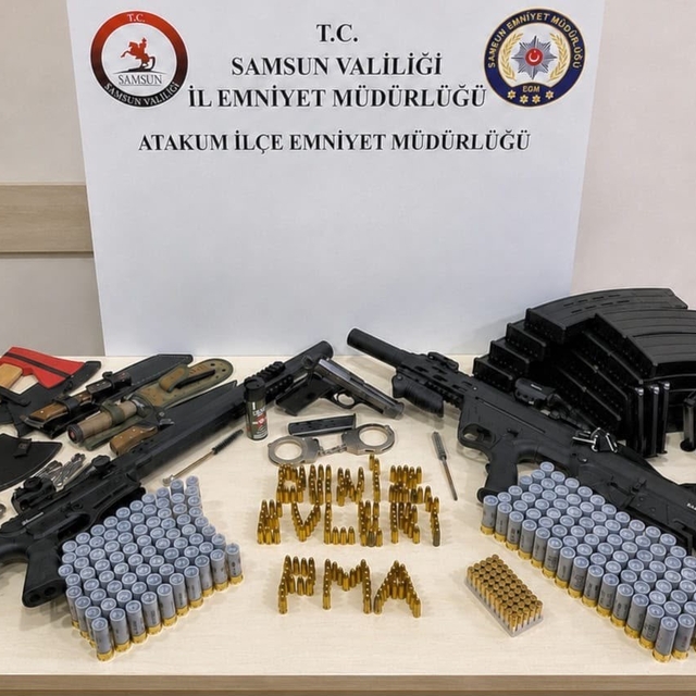 Ruhsatsız silah ve mühimmat ele geçirildi
