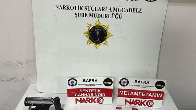 Bafra'da uyuşturucu operasyonu: Uyuşturucu ve ruhsatsız tabanca ele geçirildi