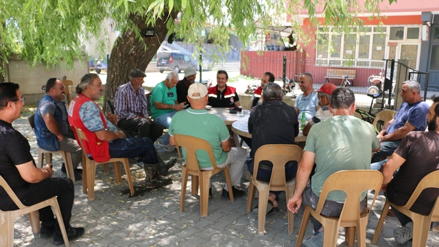 İl Tarım ve Orman Müdürü Koçaker, Uluköy'de çiftçilerle buluştu