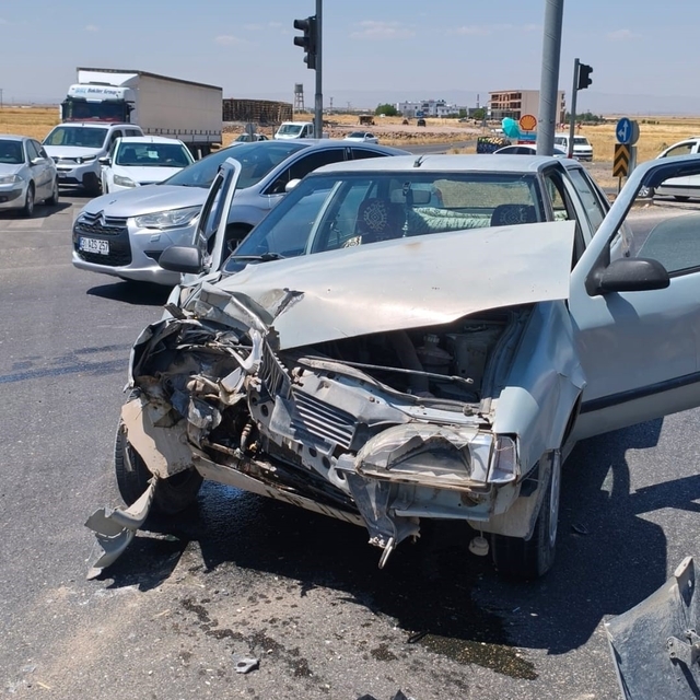Diyarbakır'da trafik kazası: 1 yaralı