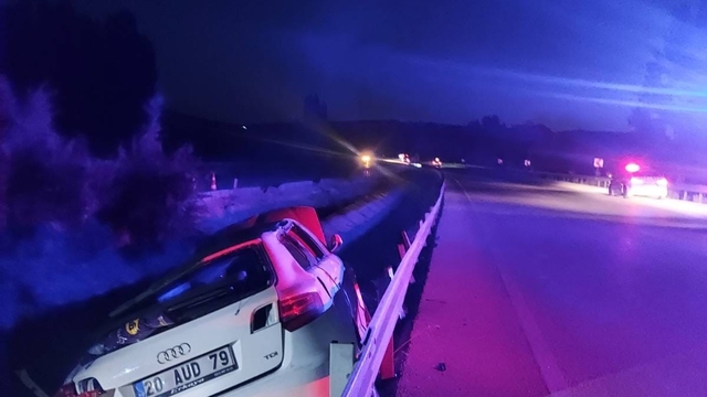 Afyonkarahisar'da trafik kazası: 1 ölü, 3 yaralı