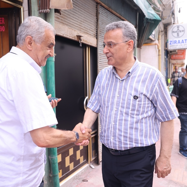 Başkan Kurnaz, esnafın taleplerini dinledi
