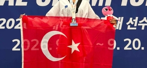 Milli tekvandocu Serpil Melek Tüfekçi'den Güney Kore'de bronz madalya