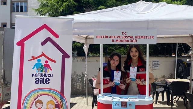 Bilecik'te koruyucu aile tanıtım standı açıldı