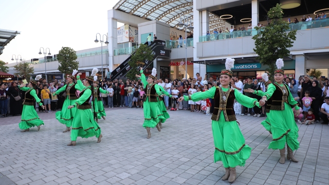 Festival coşkusu İnegöl'ün dört bir yanını sardı