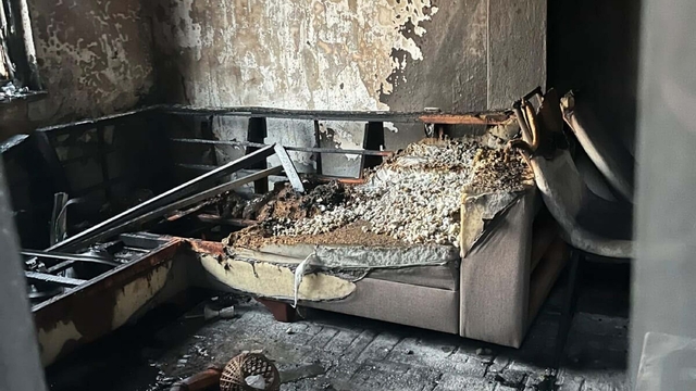Eski eş evi ateşe verdi; anne ve 2 kızı banyoya sığınarak kurtuldu