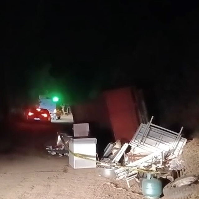 Yayla dönüşünde devrilen kamyonetteki 1 kişi hayatını kaybetti, 1 kişi yara...