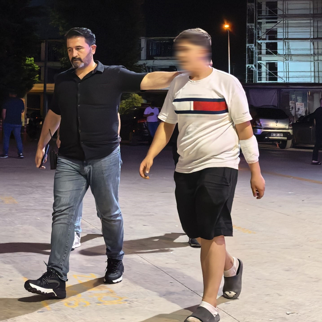 Bursa'da iki arkadaşın bıçaklı kavgası: 2 yaralı