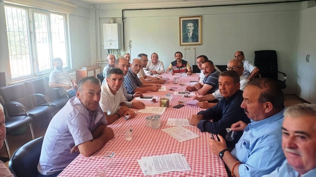 Çavdarhisar'da muhtarlara hasat dönemi ve anız yangınları eğitimi