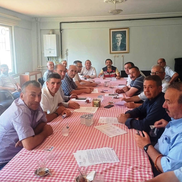 Çavdarhisar'da muhtarlara hasat dönemi ve anız yangınları eğitimi