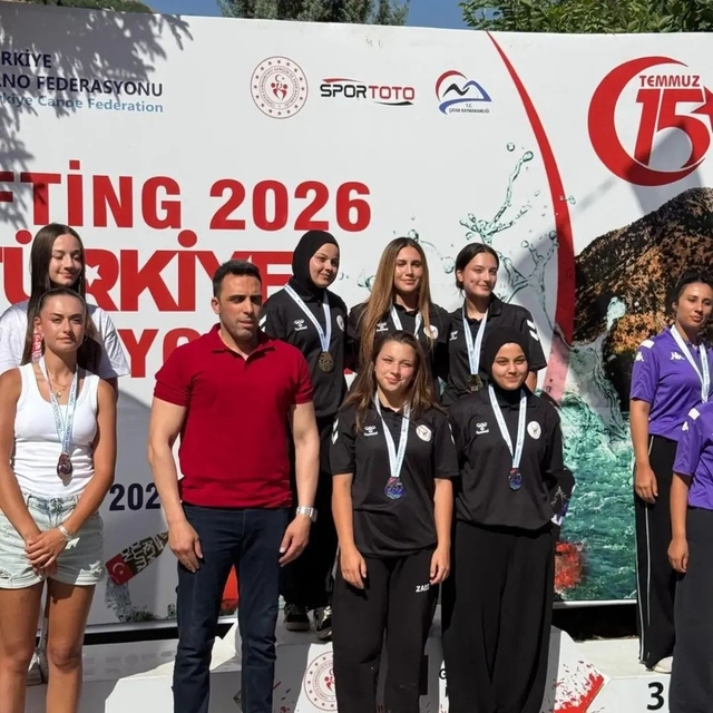 Çekerek Kano Takımı Türkiye şampiyonu oldu