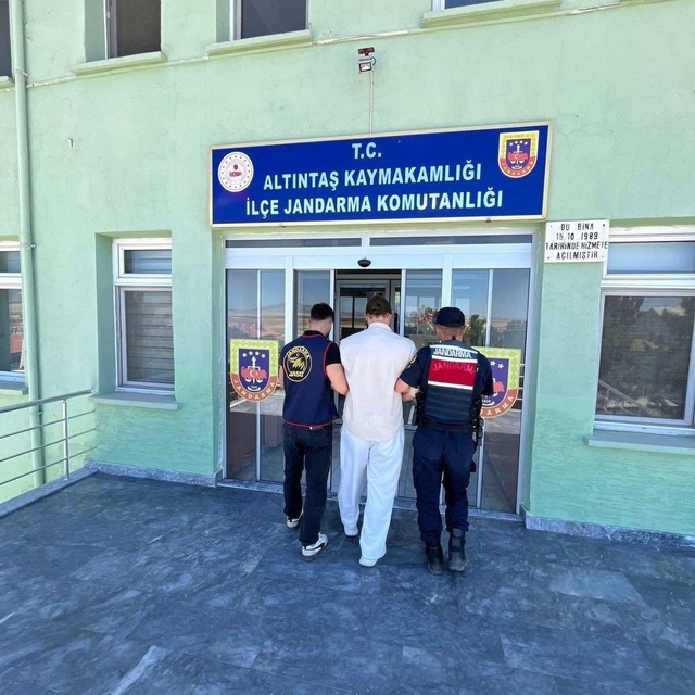 Kütahya'da 10 yıl hapis cezasıyla aranan hükümlü yakalandı