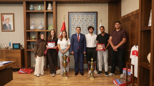 Vali Işın, DUSCART Takımı'nı ağırladı