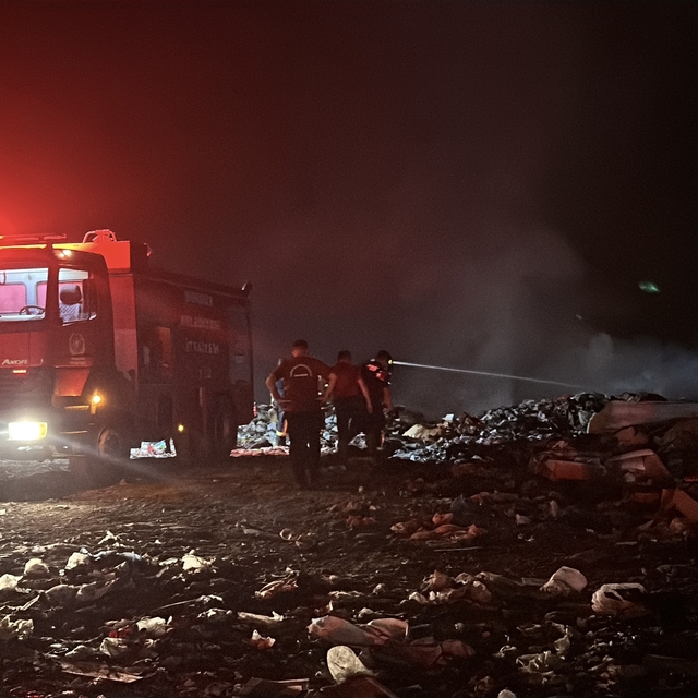 Burdur'da çöp depolama alanında yangın
Yaklaşık 2 saatlik müdahalenin ardın...