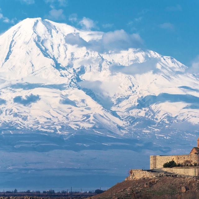 Ağrı, doğa, tarih ve sağlık turizmiyle dört mevsim öne çıkıyor