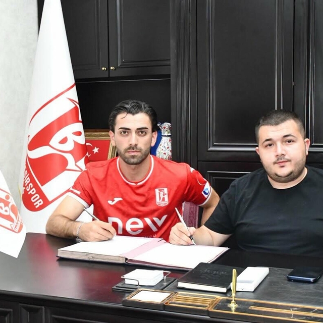 Balıkesirspor Erdal Kaya ile imzaladı