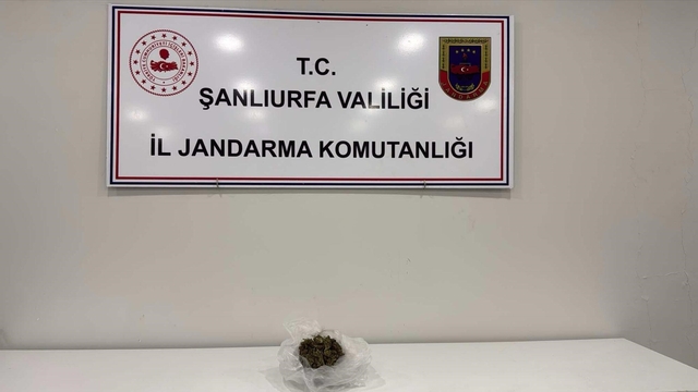 Şüpheli şahsın üzerinden uyuşturucu çıktı
