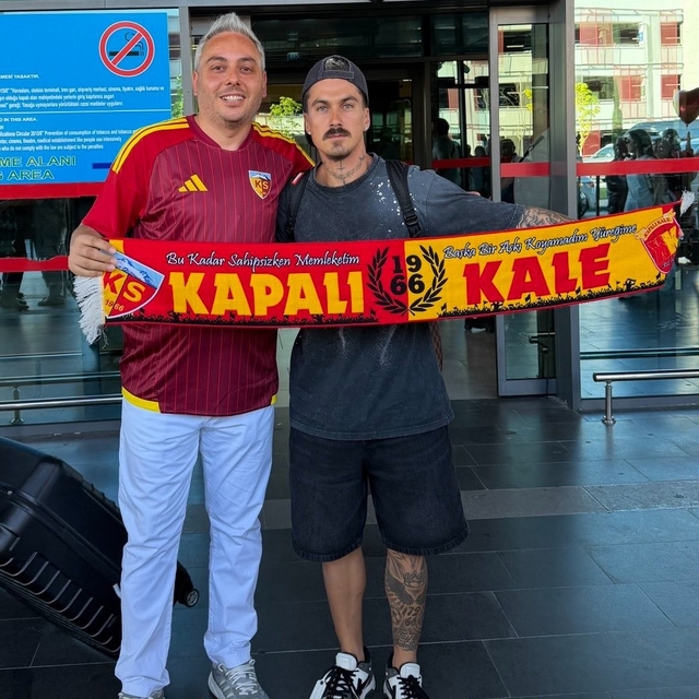 Kayserispor 2 transferini Kayseri'ye getirdi