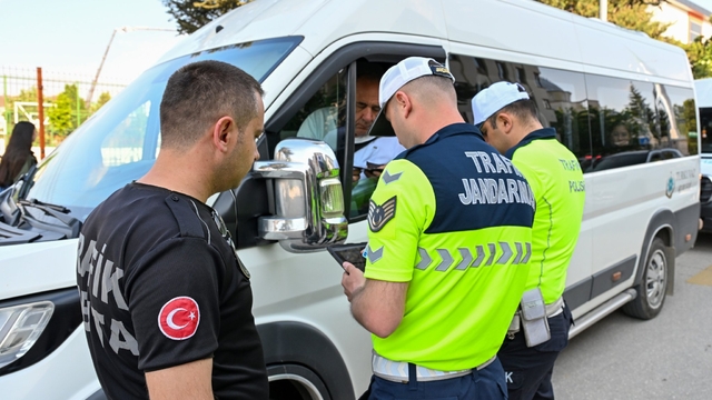 Bolu'da 1 haftada 1755 sürücüye ceza