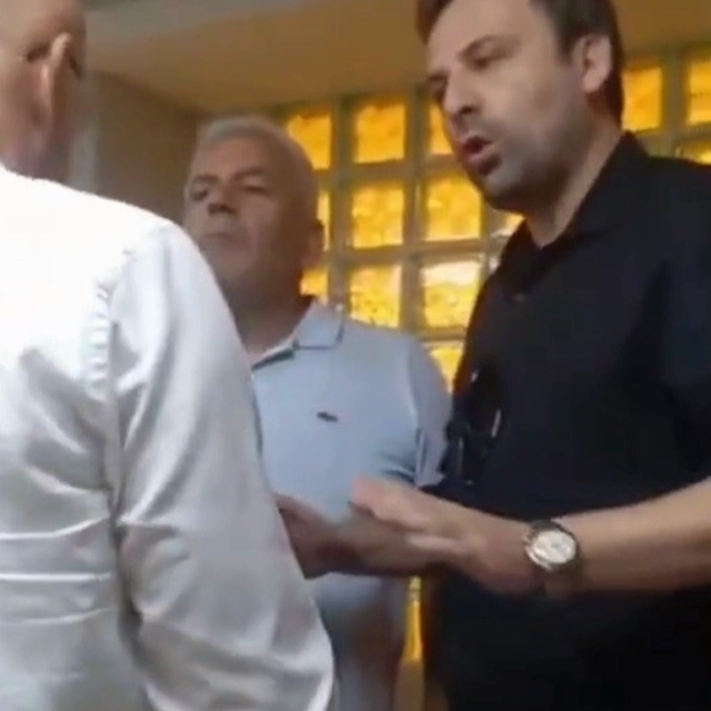 Samsun'da CHP İl Başkanlığı'nda 'devir-teslim' gerginliği