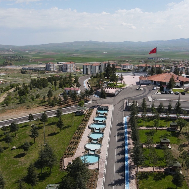 Millet bahçesiyle ilçenin çehresi değişti