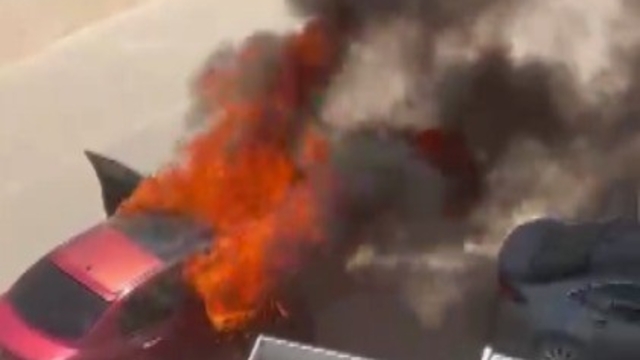 Kahramanmaraş'ta otomobil yangını