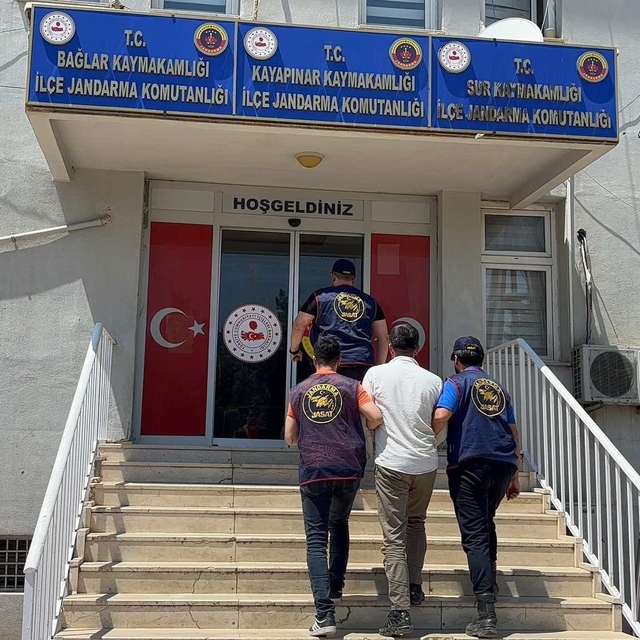 Diyarbakır'da aranan 137 şahıs yakalandı