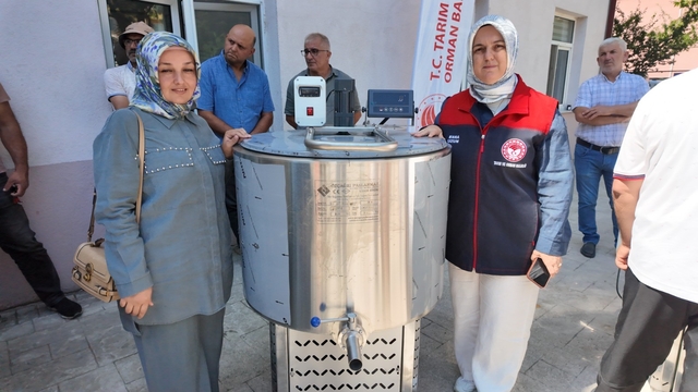 Düzce'de 45 üreticiye süt soğutma tankı desteği
