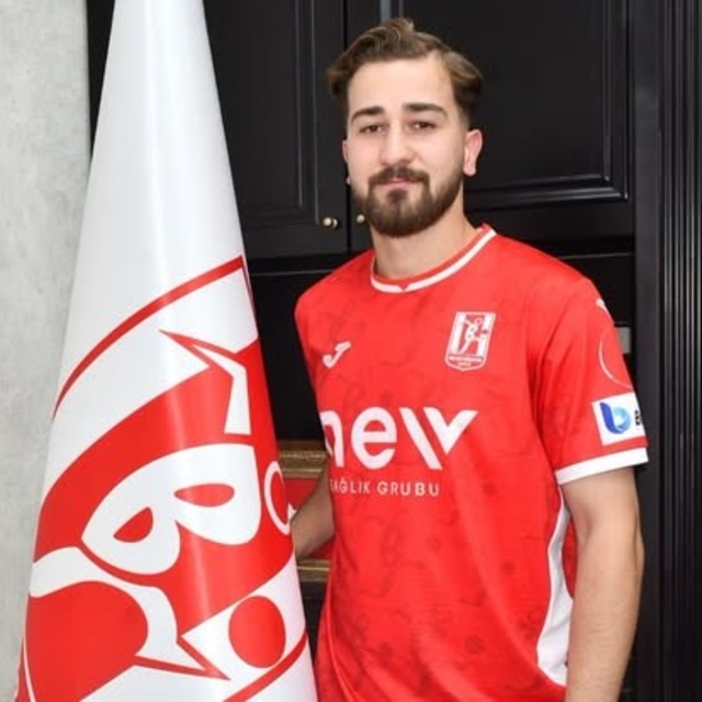 Balıkesirspor, 3 oyuncu ile sözleşme imzaladı