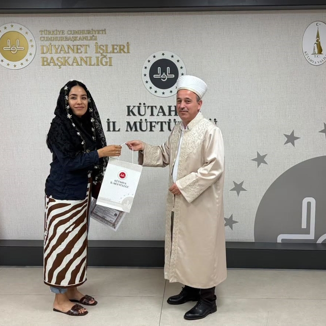 Meksikalı Rubi Müslüman olup, Ayşe ismini aldı