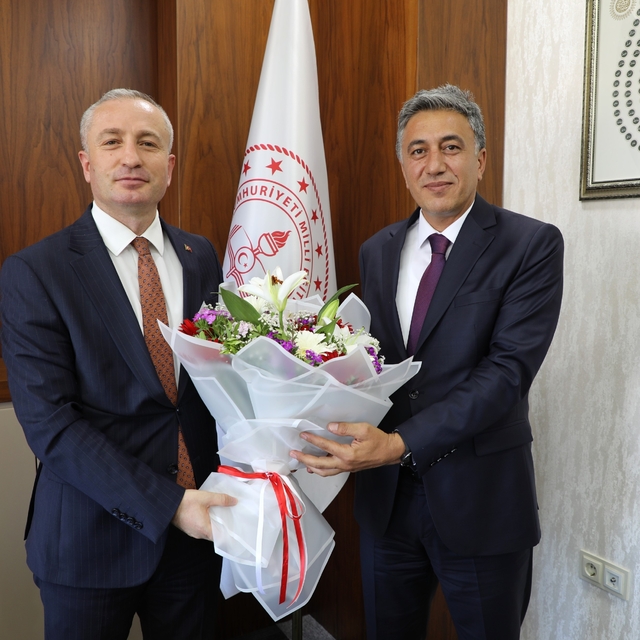 Ağrı Milli Eğitim Müdürlüğüne atanan Çakan görevine başladı
